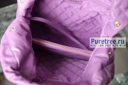 CHANEL | 22 Small Handbag Purple Shiny Calfskin & Gold Metal - 35 x 37 x 7cm - 2