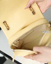 CHANEL | 22 Backpack Yellow Grained Calfskin - 20 x 19 x 8cm - 2