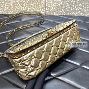 VALENTINO | Rockstud Spike Shoulder Bag In Crackle-effect Metallic Nappa Leather - 24 x 11 x 7cm - 3