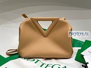 Bottega Veneta | Point Top Handle Bag Almond - 24 x 16 x 8cm - 1