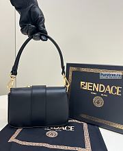 FENDI | Brooch Mini Baguette Black Leather Bag - 20 x 5 x 13cm - 2