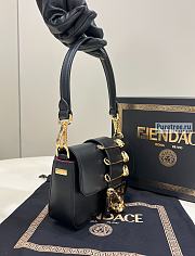 FENDI | Brooch Mini Baguette Black Leather Bag - 20 x 5 x 13cm - 4