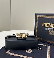 FENDI | Brooch Mini Baguette Black Leather Bag - 20 x 5 x 13cm - 5