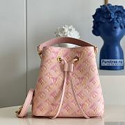 Louis Vuitton Néonoé BB Pink Sprayed And Embossed Leather M46174 20x20x13 cm  - 1