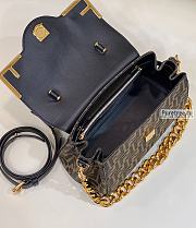 FENDACE | La Medusa Medium Handbag - 25 x 15 x 22cm - 6