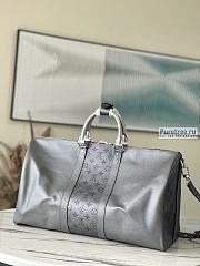 Louis Vuitton |  Keepall Bandoulière 50 White Taiga Leather M53766 - 50 x 29 x 23cm - 2