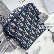 DIOR |  D-Bubble Bucket Bag Blue Oblique Embroidery - 16 x 25 x 16cm - 6