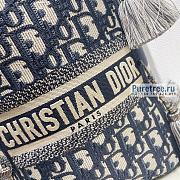 DIOR |  D-Bubble Bucket Bag Blue Oblique Embroidery - 16 x 25 x 16cm - 2