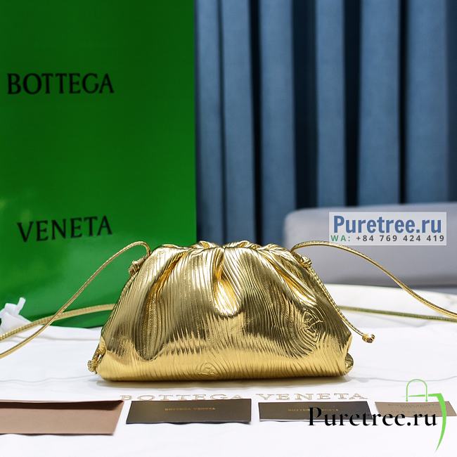 Bottega Veneta | Mini Pouch Gold Calfskin - 22 x 13 x 5cm - 1