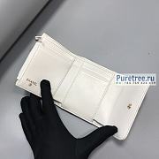 CHANEL | 19 Small Flap Wallet White Lambskin AP1064 - 11 x 9.5 x 3cm - 3