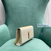 YSL | Kate Medium Chain Bag In Gold/White Grain Leather - 24 x 14.5 x 5.5cm - 2