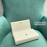 YSL | Kate Medium Chain Bag In Gold/White Grain Leather - 24 x 14.5 x 5.5cm - 6