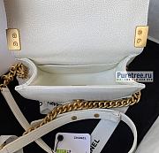 CHANEL | Mini Boy Messenger Bag White Grained Calfskin AS3315 - 9.5 x 15 x 4.5 cm - 4