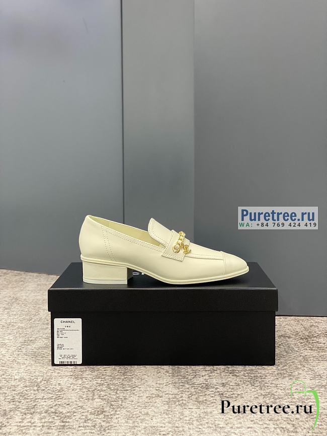 CHANEL | Loafers White Smooth Calfskin - 1