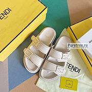 FENDI | Feel White Leather Slides - 1