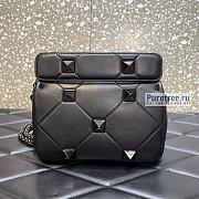 VALENTINO | Small Roman Stud In Nappa With Chain All Black - 19 x 13 x 6cm - 3