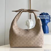 Louis Vuitton | Why Knot MM Galet Mahina Calf Leather M20787 - 36 x 43 x 15cm - 1