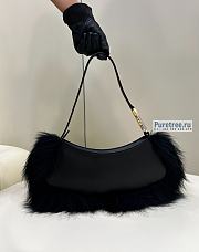FENDI | O'Lock Swing Pale Black Leather And Fox Fur Pouch - 32 x 5 x 11cm - 6