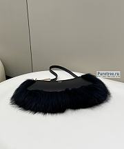 FENDI | O'Lock Swing Pale Black Leather And Fox Fur Pouch - 32 x 5 x 11cm - 5