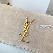 YSL | Sunset Medium Chain Bag In White Suede/Leather - 22 x 16 x 6.5cm - 6