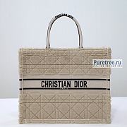 DIOR | Large Dior Book Tote Beige Cannage Shearling - 42cm - 1