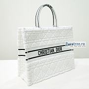 DIOR | Large Dior Book Tote Latte Cannage Shearling - 42cm - 4