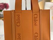 Chloe Medium Woody Tote Bag in Caramel Smooth Calfskin 37x26x12 cm - 2