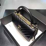 Chanel Trendy CC Black Flap Bag size 25 x 18 x 7 cm - 4