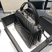 Chanel Trendy CC Black Flap Bag Silver Hardware size 25 x 18 x 7 cm - 2