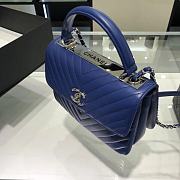Chanel Trendy CC Blue Flap Bag size 25 x 18 x 7 cm - 5