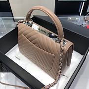 Chanel Trendy CC Light Brown Flap Bag size 25 x 18 x 7 cm - 4