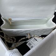 Chanel Mini Classic Top Handle Flap White Bag 20 x 12 x 6 cm - 4
