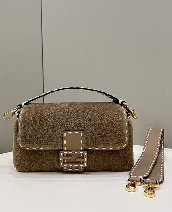 FENDI | Baguette Brown Sheepskin Bag size 27×6×15 cm