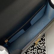Gucci Sylvie Small Shoulder Bag Black 524405 size 25.5x17x8 cm - 6