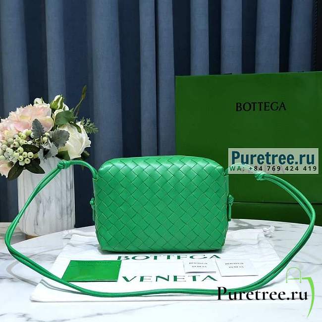 Bottega Veneta | Small Loop Camera Bag Green size 22x15.5x9 cm - 1