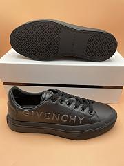 Givenchy Sneakers 05 - 6