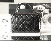 Chanel Trendy CC Flap Bag Black size 25x17x12 cm - 4