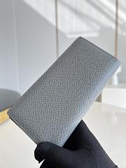 Louis Vuitton | Brazza Wallet Glacier Taiga Leather size 19x10x2 cm - 4