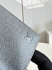 Louis Vuitton | Pocket Organizer Glacier Taiga Leather size 11x8x1 cm - 2