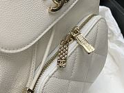 CHANEL 22B White Caviar Affinity Backpack 20x19x12 cm - 2