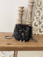 Chanel Affinity Mini Bucket Bag Black Grain Leather 12.5x10x7.5 cm - 1