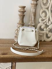 Chanel Affinity Mini Bucket Bag White Grain Leather 12.5x10x7.5 cm - 5