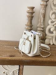 Chanel Affinity Mini Bucket Bag White Grain Leather 12.5x10x7.5 cm - 4