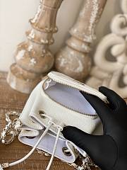 Chanel Affinity Mini Bucket Bag White Grain Leather 12.5x10x7.5 cm - 3