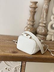 Chanel Affinity Mini Bucket Bag White Grain Leather 12.5x10x7.5 cm - 2