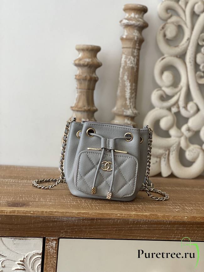 Chanel Affinity Mini Bucket Bag Gray Grain Leather 12.5x10x7.5 cm - 1