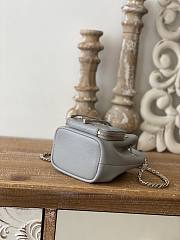 Chanel Affinity Mini Bucket Bag Gray Grain Leather 12.5x10x7.5 cm - 4
