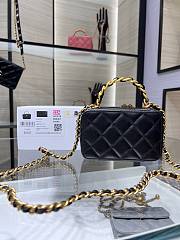 Chanel Vanity With Chain Black Lambskin AP2874 size 14 x 9 x 6 cm - 5
