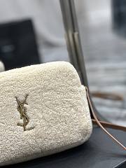YSL Lou Camera Bag in Merino Shearling Natural Beige/Brick size 23 x 16 x 6 cm - 4