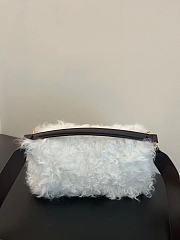 Fendi Baguette White Mohair Wool Bag size 27x15x6 cm - 4